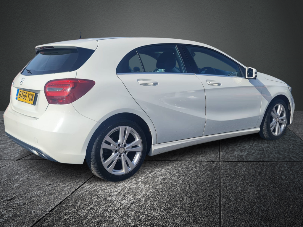 MERCEDES-BENZ A CLASS A200d Sport 5dr