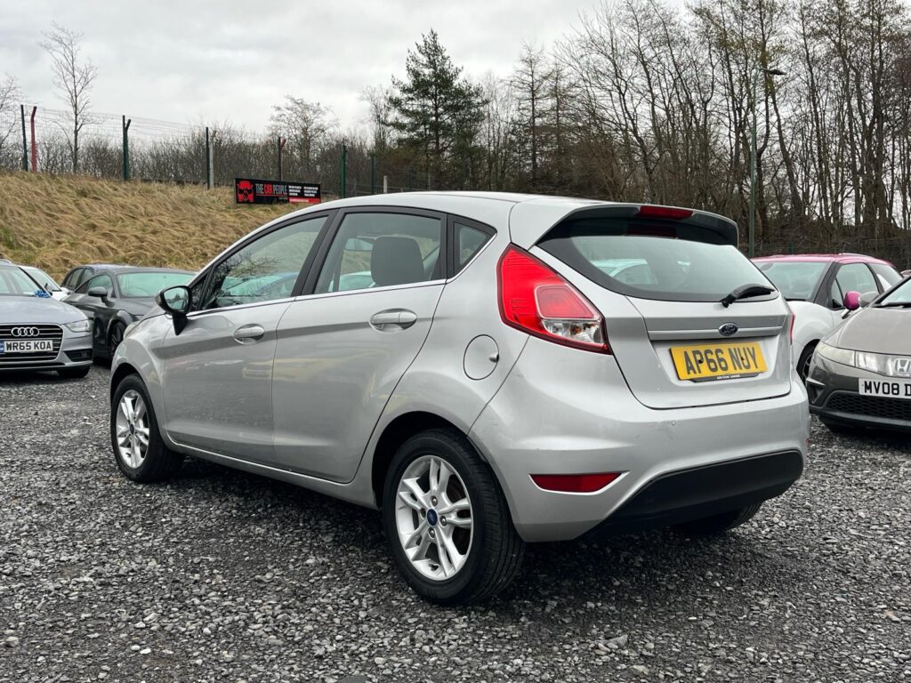 FORD FIESTA 1.25 82 Zetec 5dr