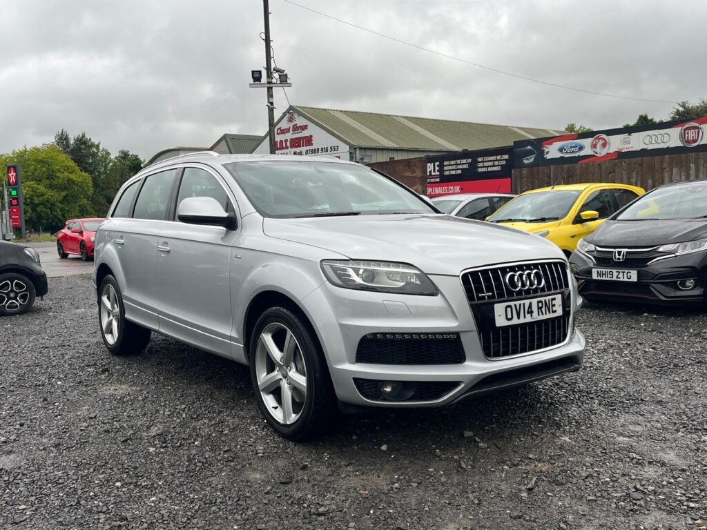 AUDI Q7 4.2 TDI Quattro S Line 5dr Tip Auto