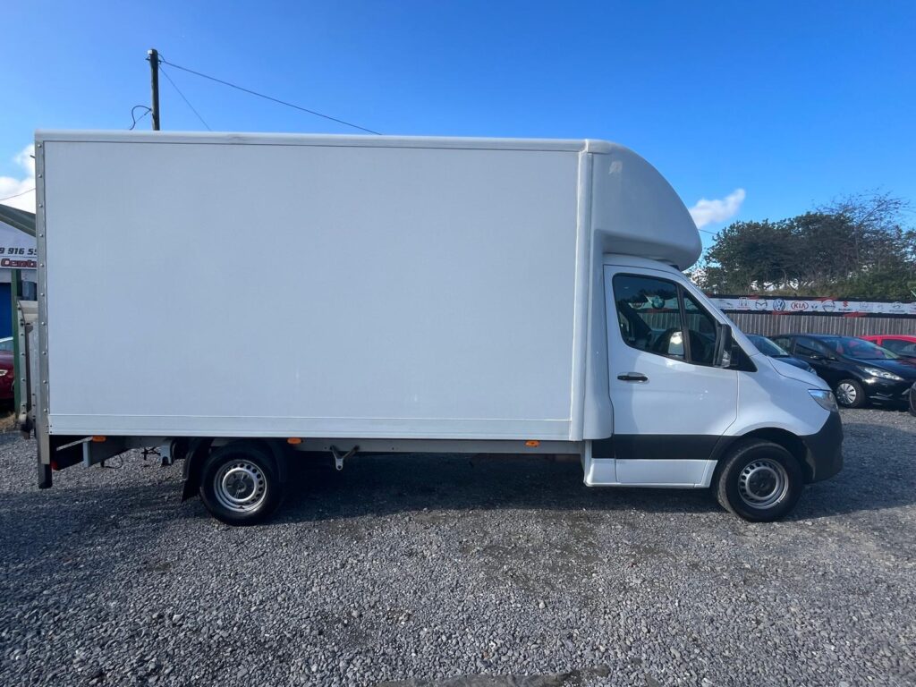 MERCEDES-BENZ SPRINTER 3.5t Chassis Cab