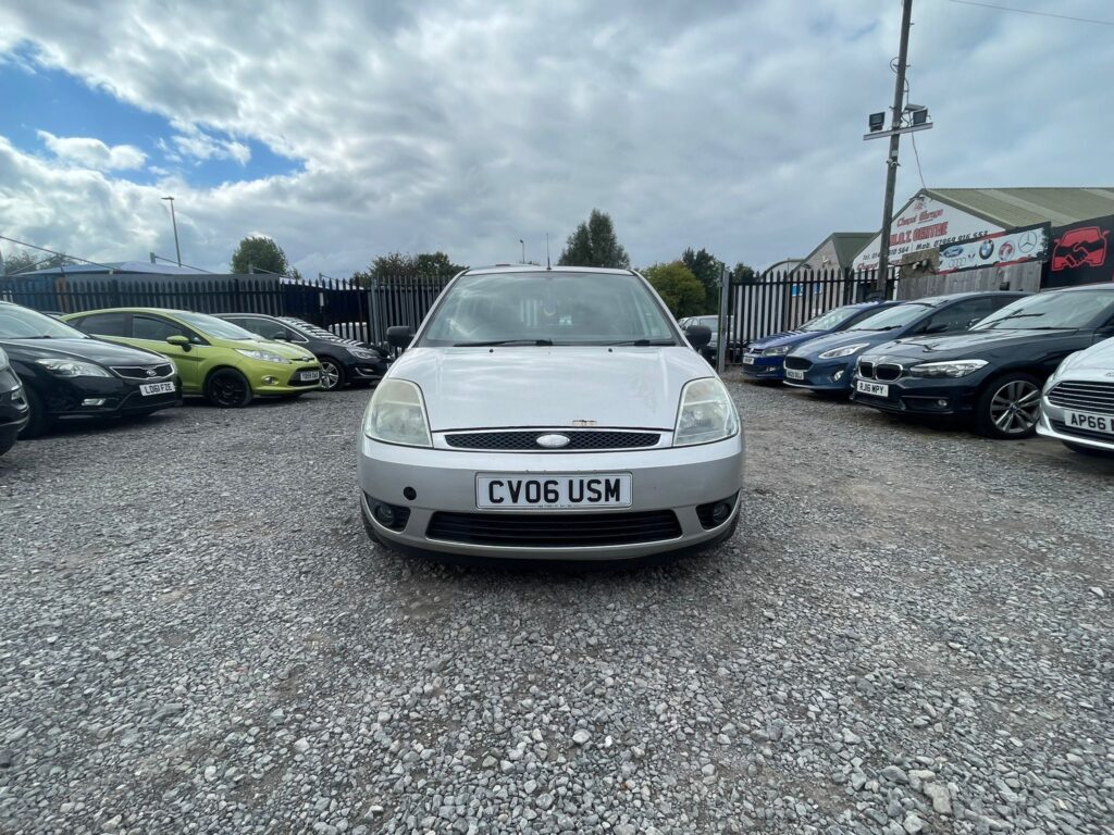 FORD FIESTA 1.6 TDCi Ghia 5dr