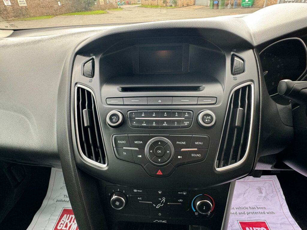 Ford Focus 1.0 2014