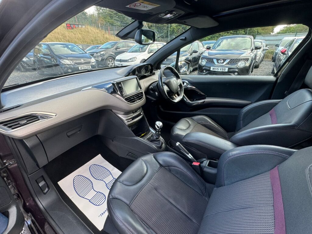 Peugeot 208 1.6 2013