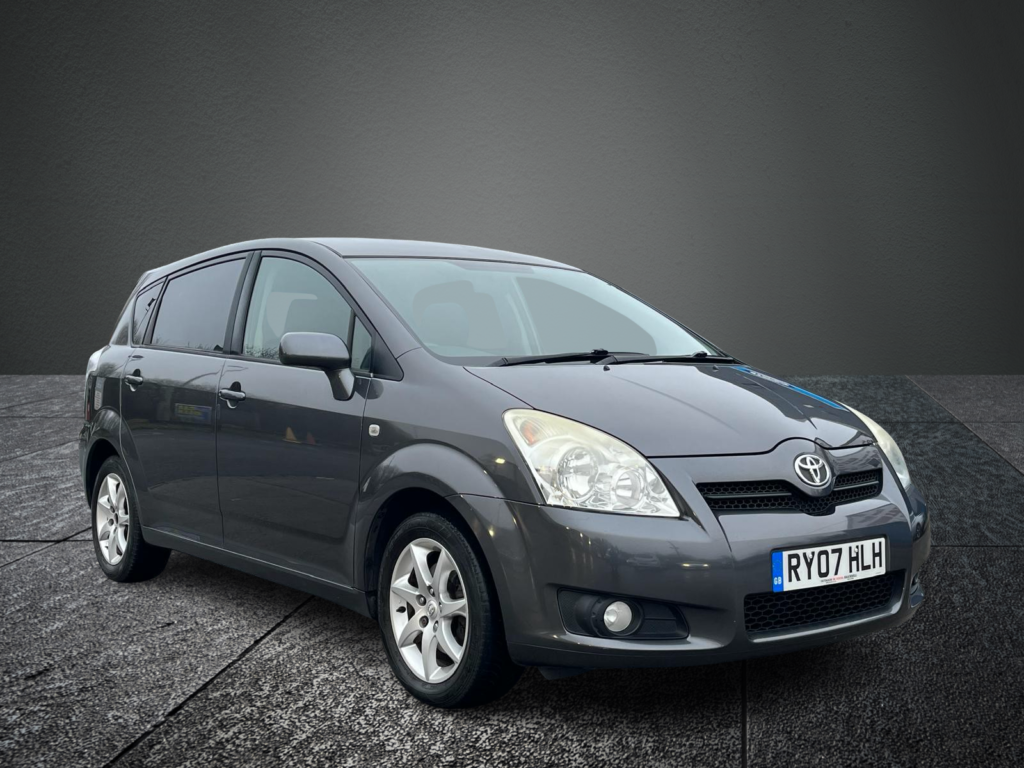 TOYOTA VERSO 1.8 VVT-i SR 5dr