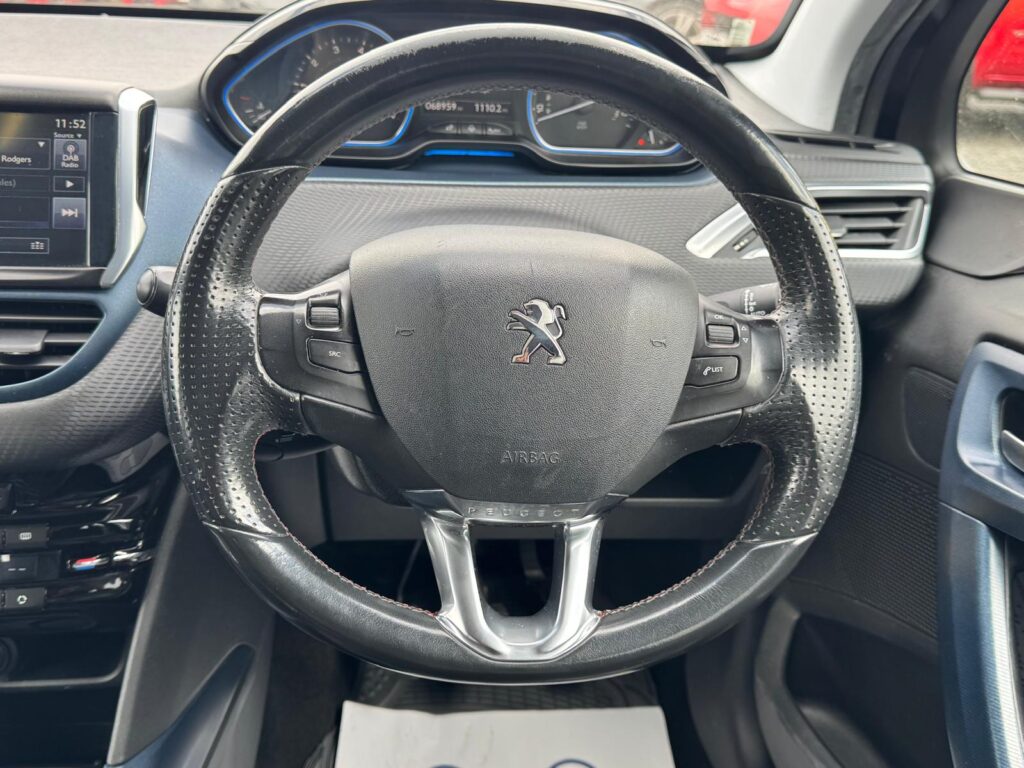 Peugeot 2008 1.2 2014