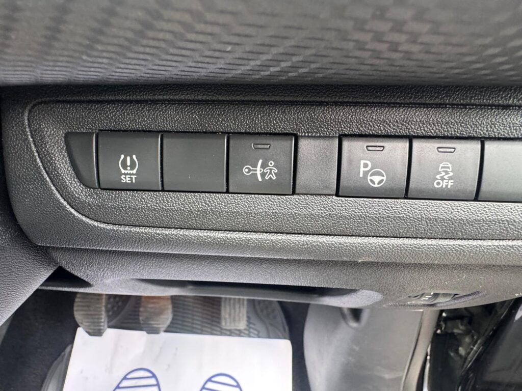 Peugeot 2008 1.2 2014