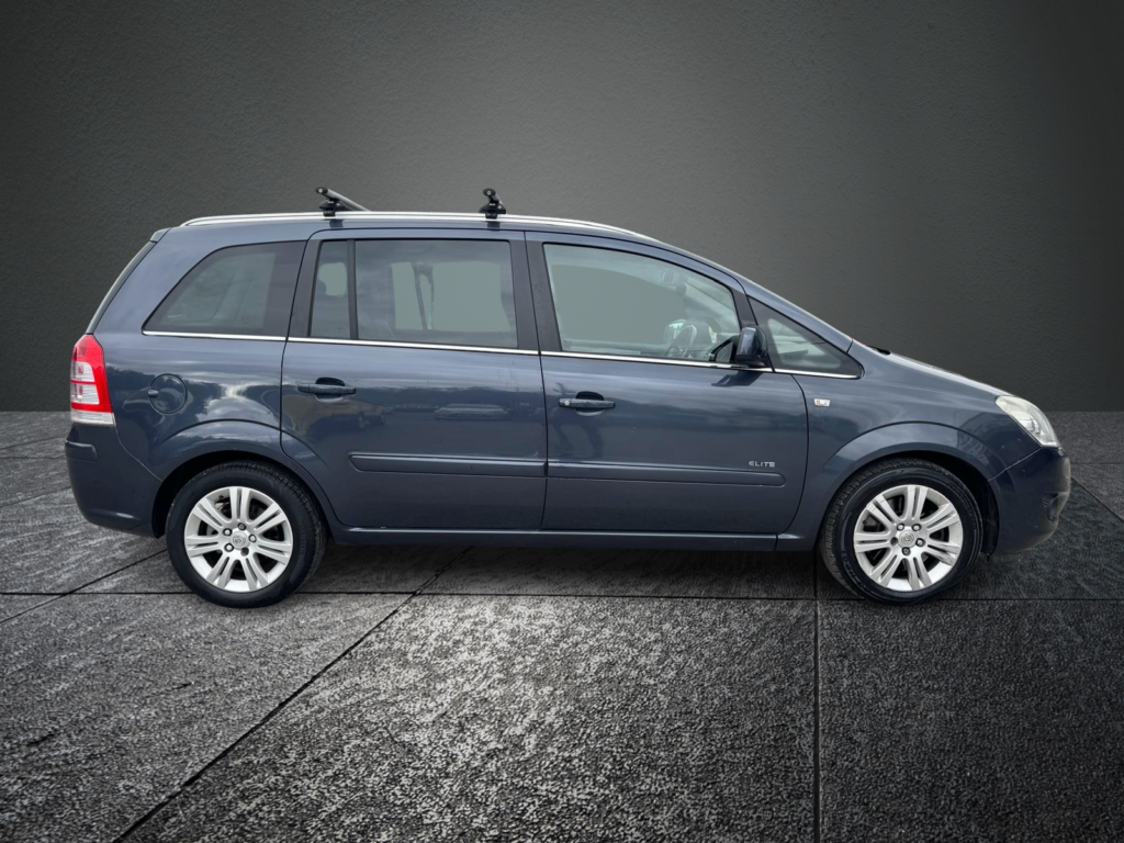 Peugeot 2008 1.2 2014