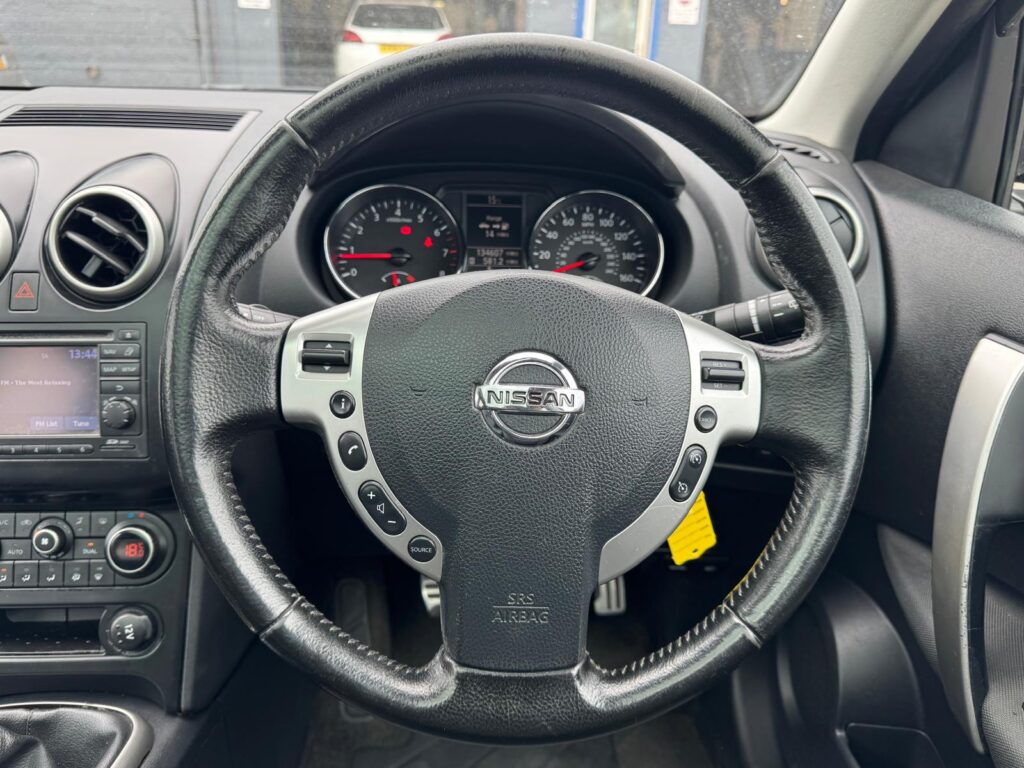 Nissan Qashqai 1.6 2012
