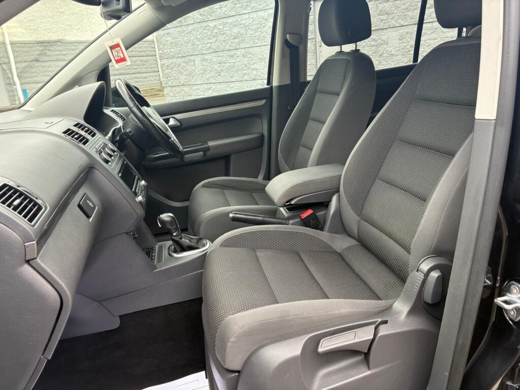 Volkswagen Touran 1.6 2014