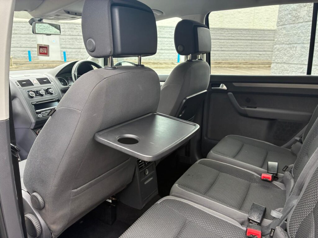 Volkswagen Touran 1.6 2014