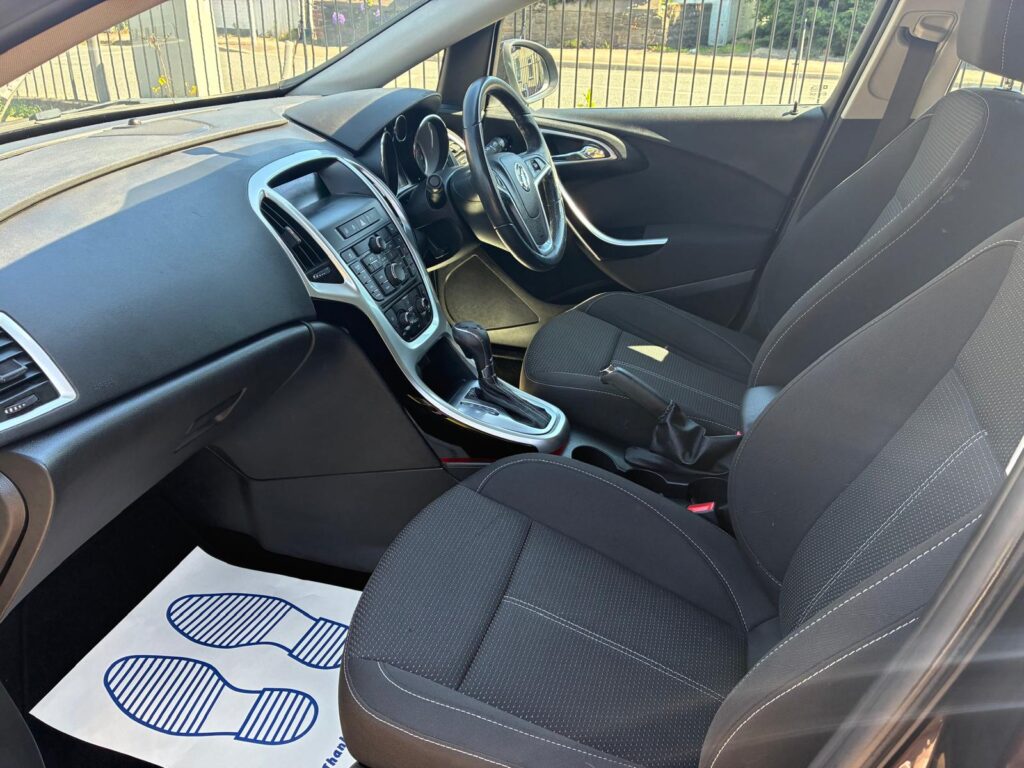 Vauxhall Astra 2.0 2013
