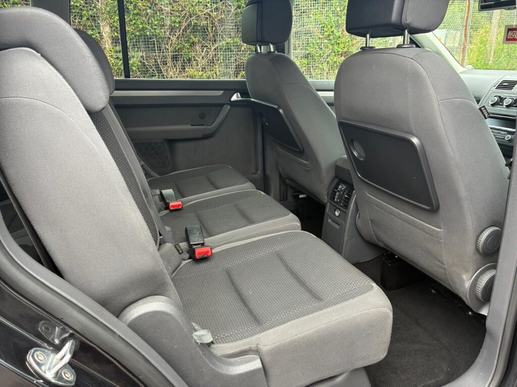 Volkswagen Touran 1.6 2014