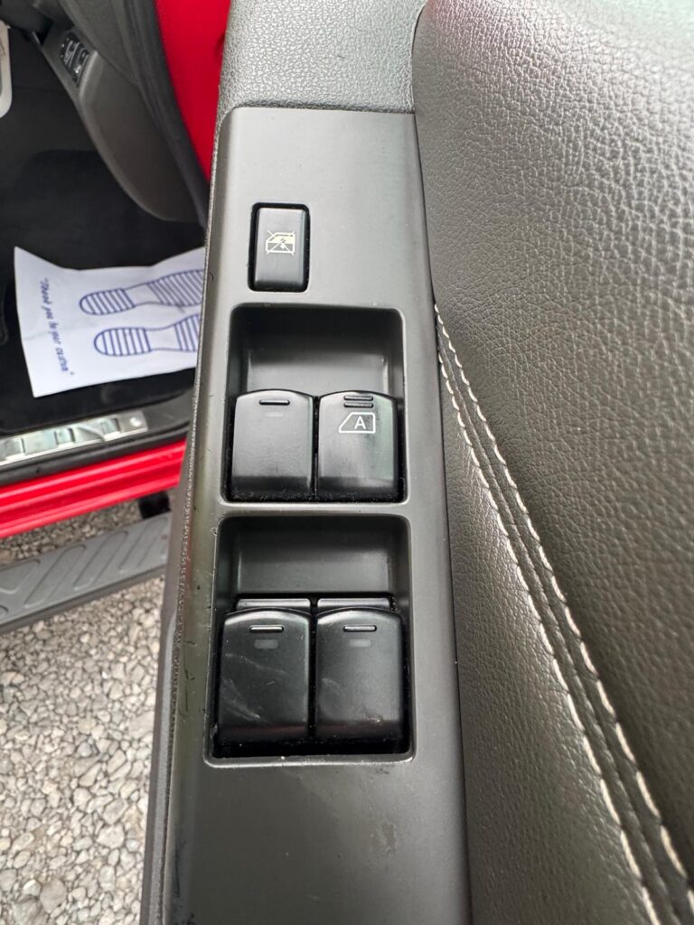 Nissan Navara 3.0 2014