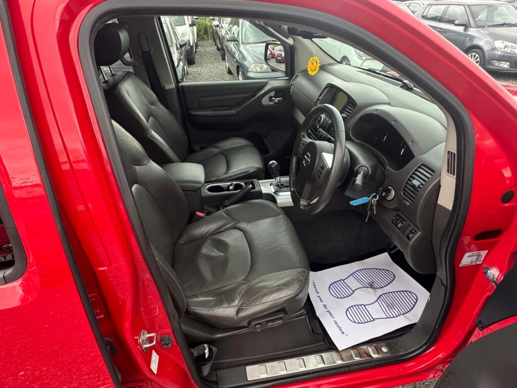Nissan Navara 3.0 2014