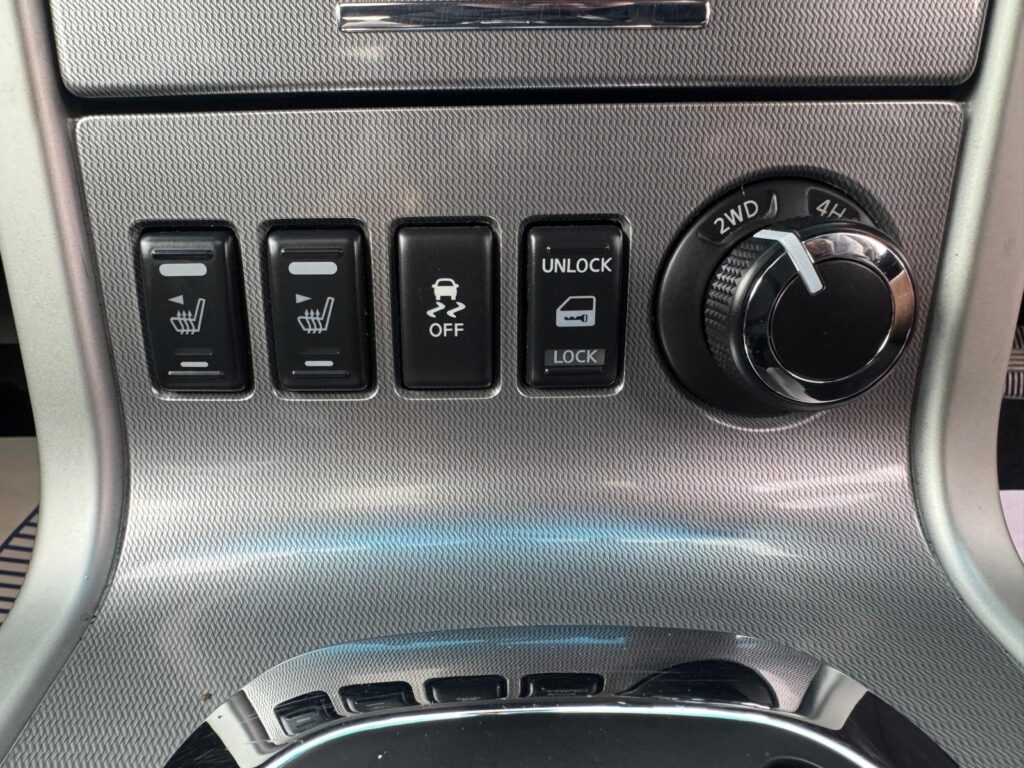 Nissan Navara 3.0 2014