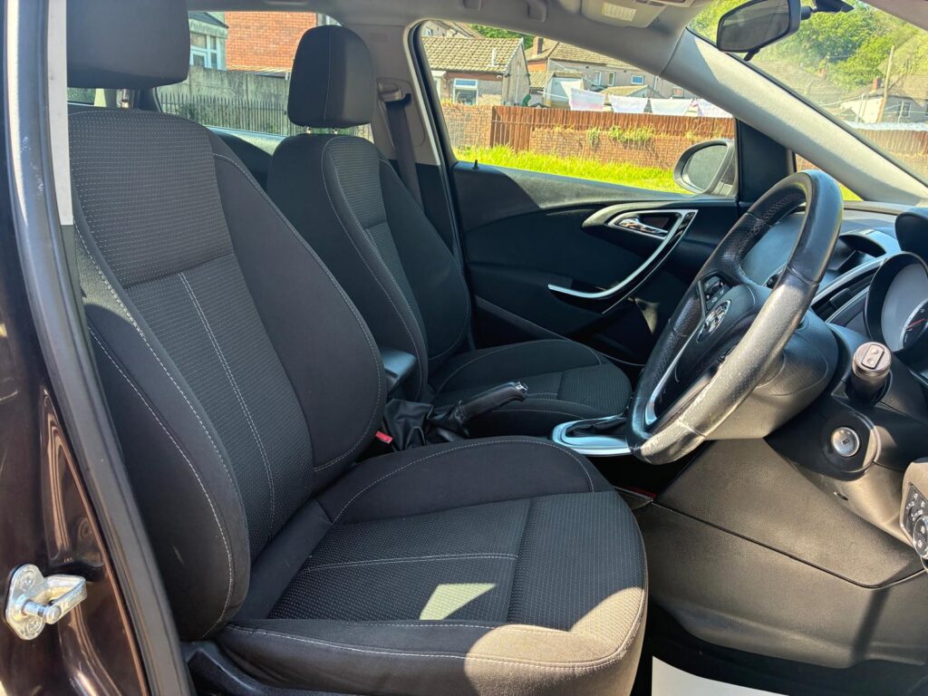 Vauxhall Astra 2.0 2013