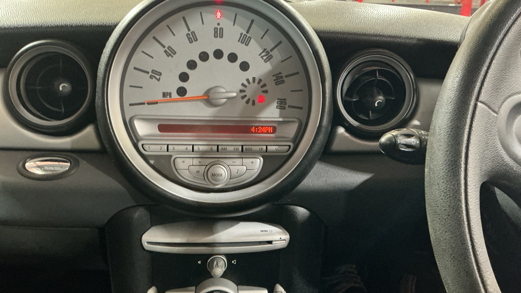 Mini Hatchback 1.6 2010