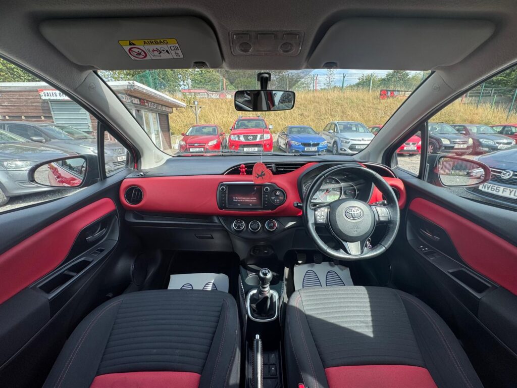 Toyota Yaris 1.33 2015