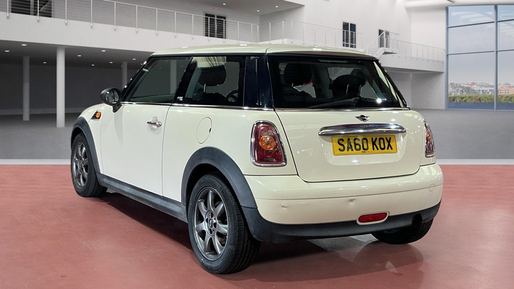 Mini Hatchback 1.6 2010