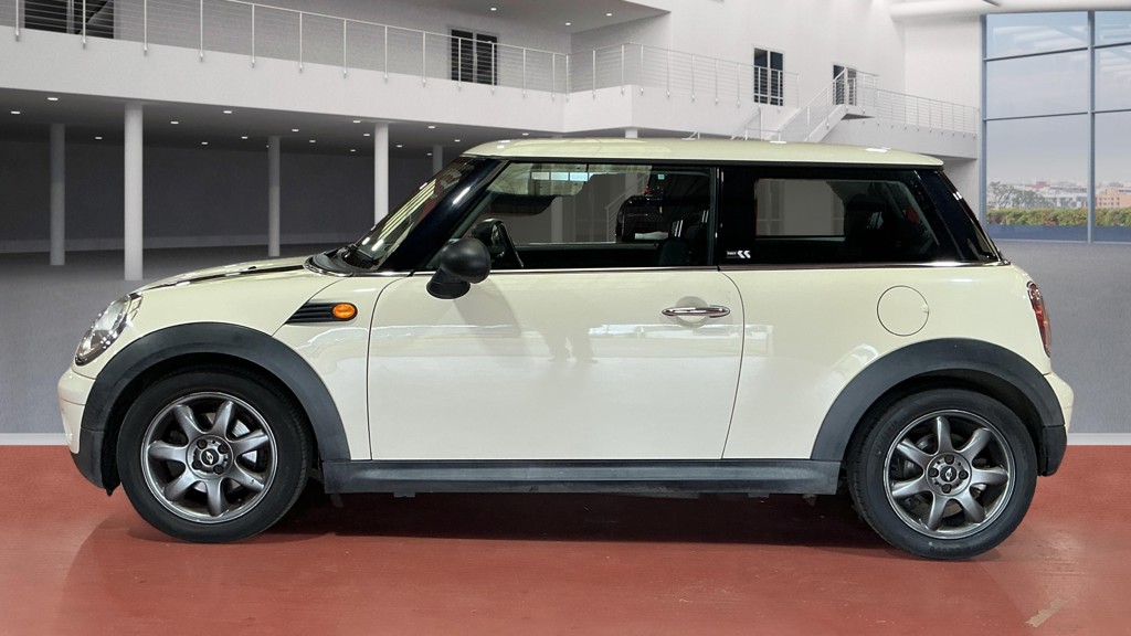 Mini Hatchback 1.6 2010