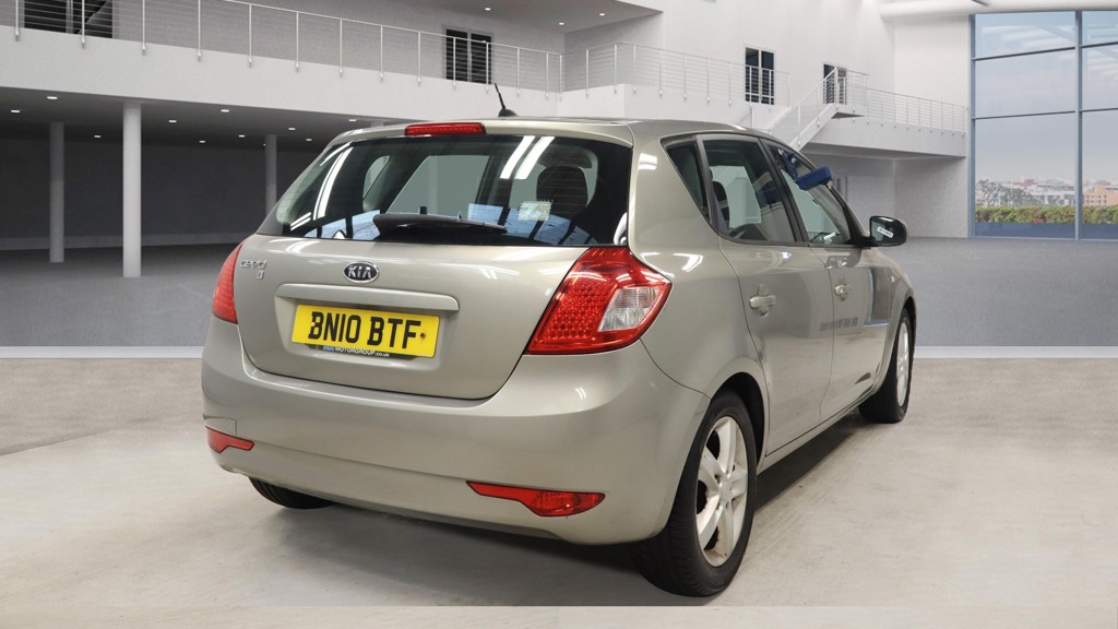 Kia Ceed 1.6 2010