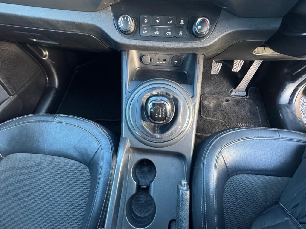 Kia Sportage 1.7 2012