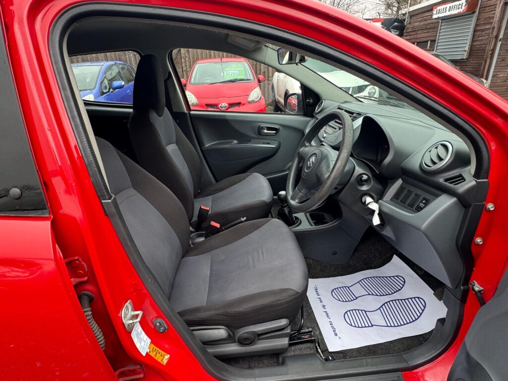 Suzuki Alto 1.0 2013