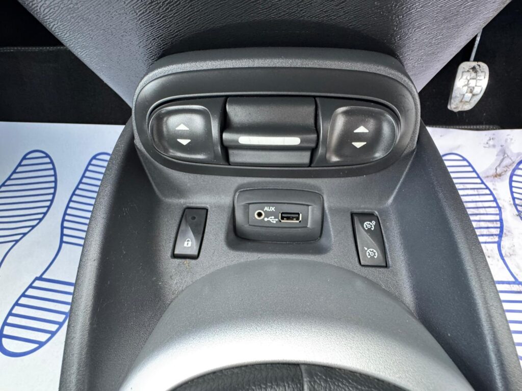 Renault WIND 1.2 2011