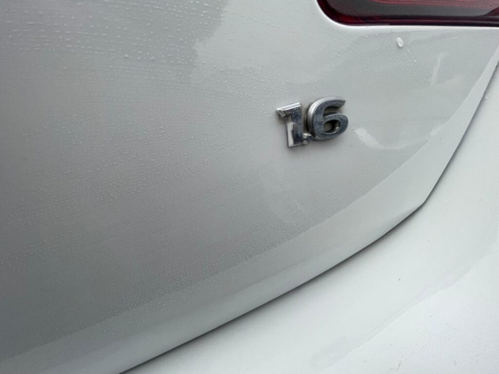 Vauxhall Astra 1.6 2012