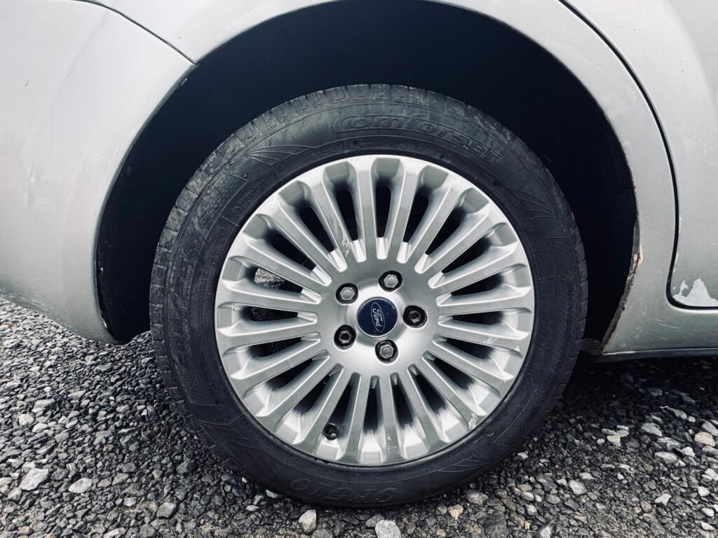 Ford Focus 1.6 2010