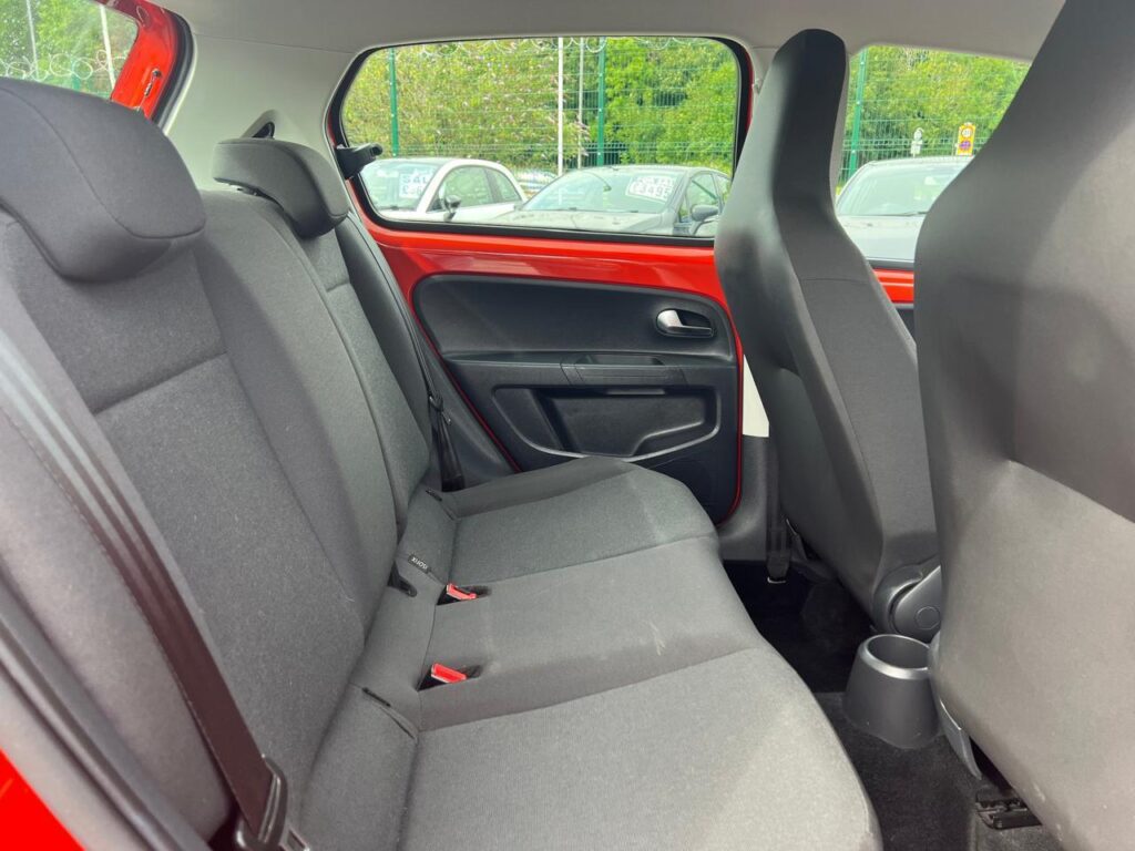 Volkswagen UP 1.0 2017