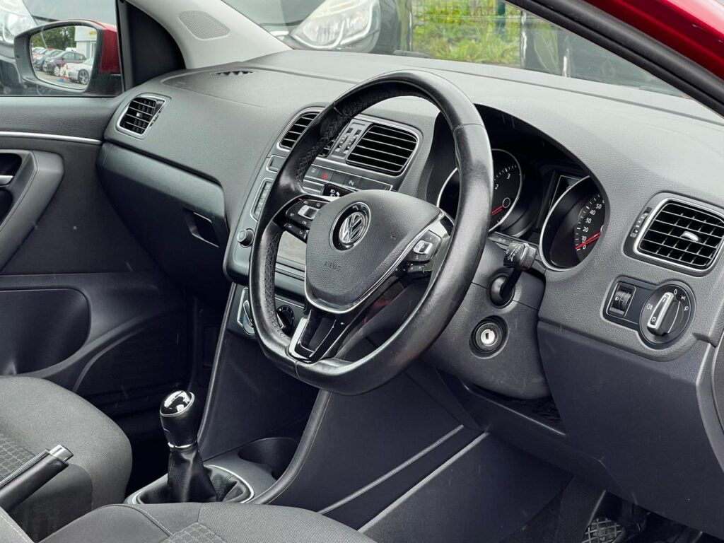 Volkswagen Polo 1.0 2014