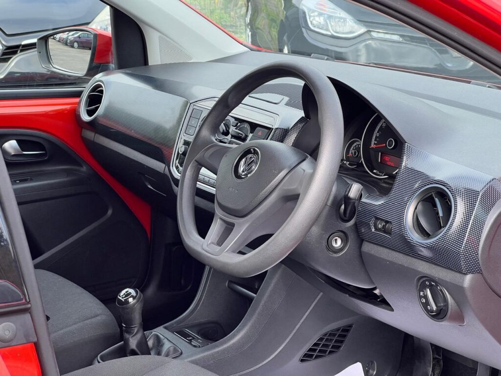 Volkswagen UP 1.0 2017