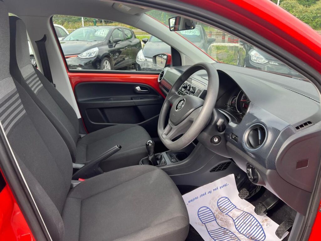 Volkswagen UP 1.0 2017