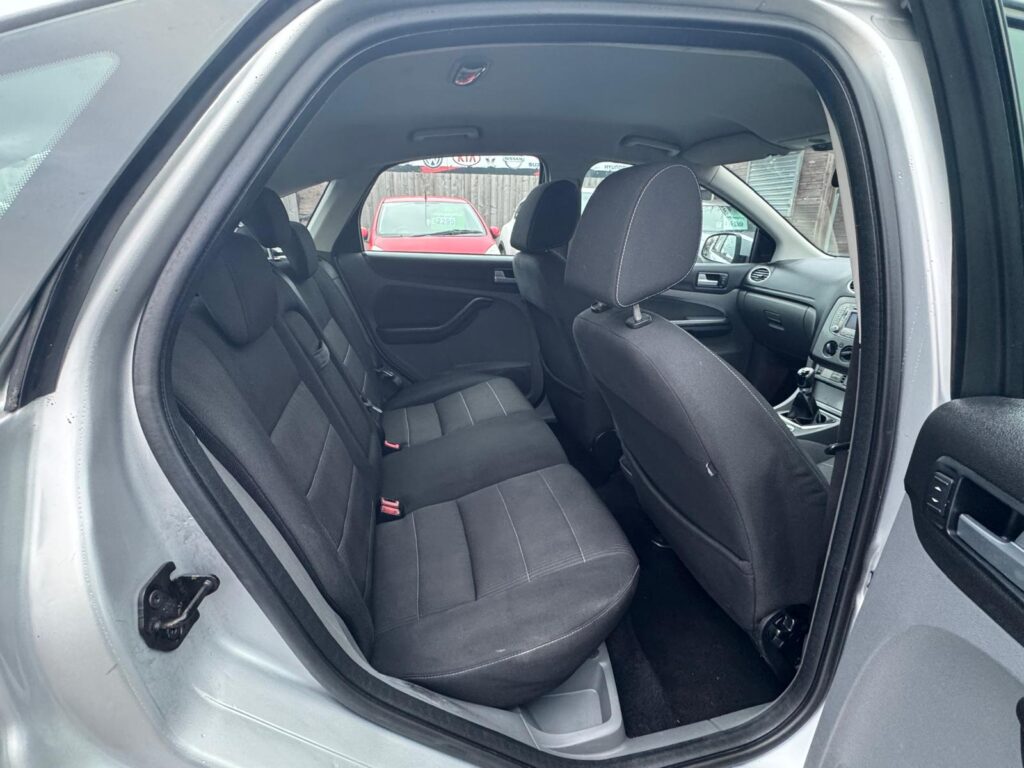 Ford Focus 1.6 2010