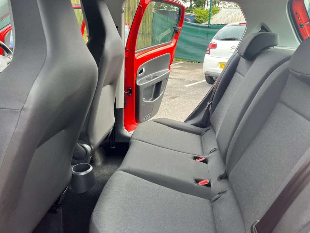 Volkswagen UP 1.0 2017