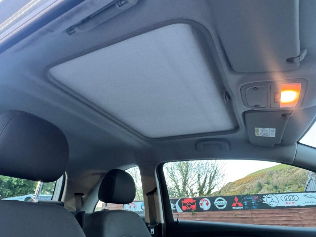 Vauxhall Adam 1.2 2014