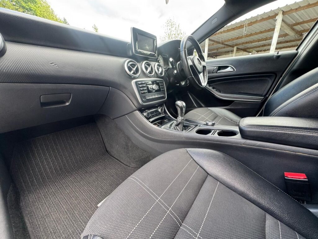Mercedes-Benz A-Class 1.5 2014