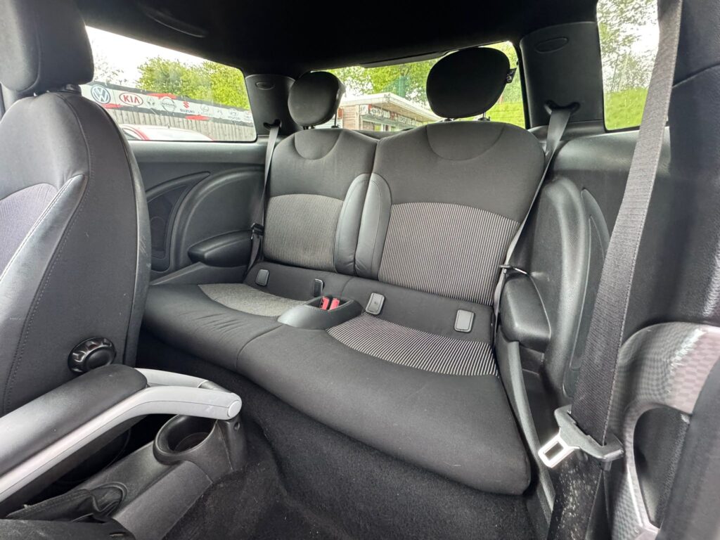 Mini Hatchback 1.6 2007
