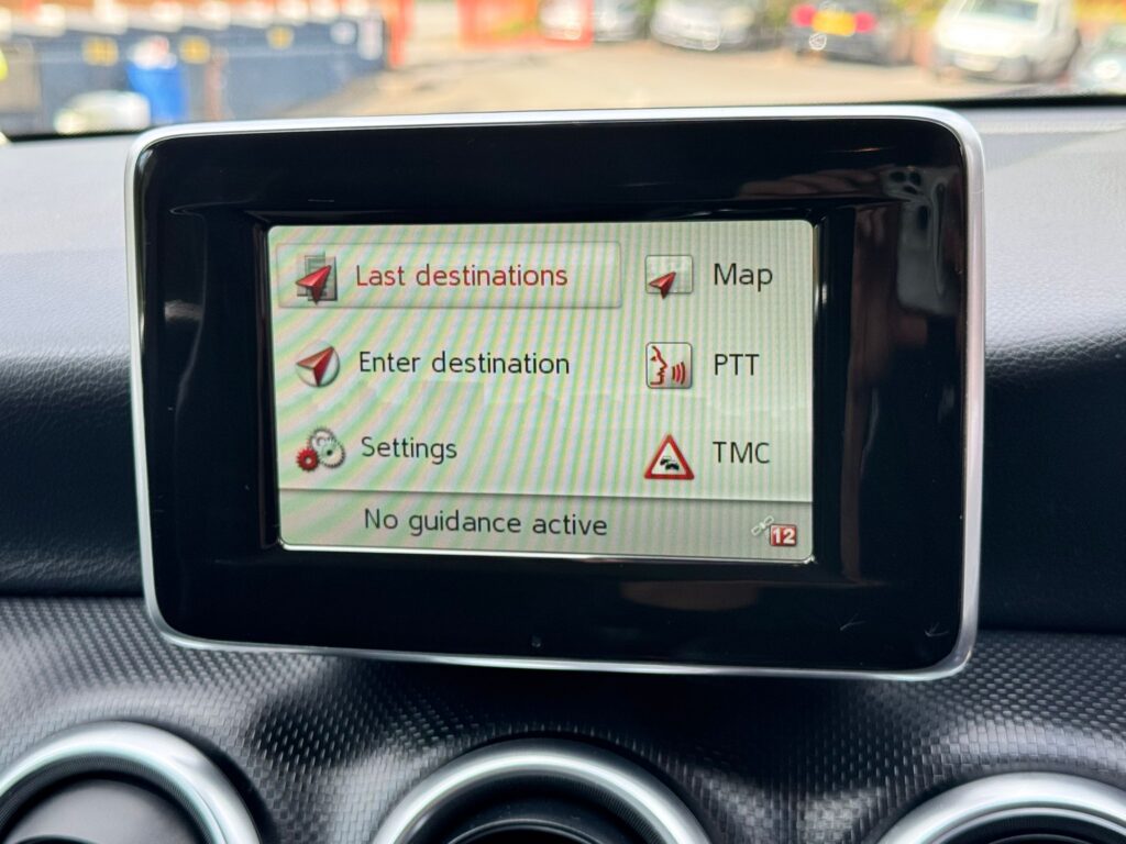 Mercedes-Benz A-Class 1.5 2014