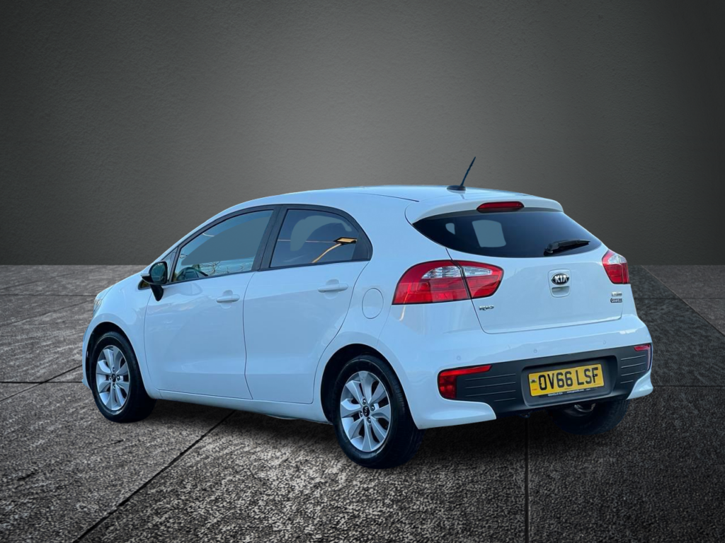 Kia Rio 1.1 2016