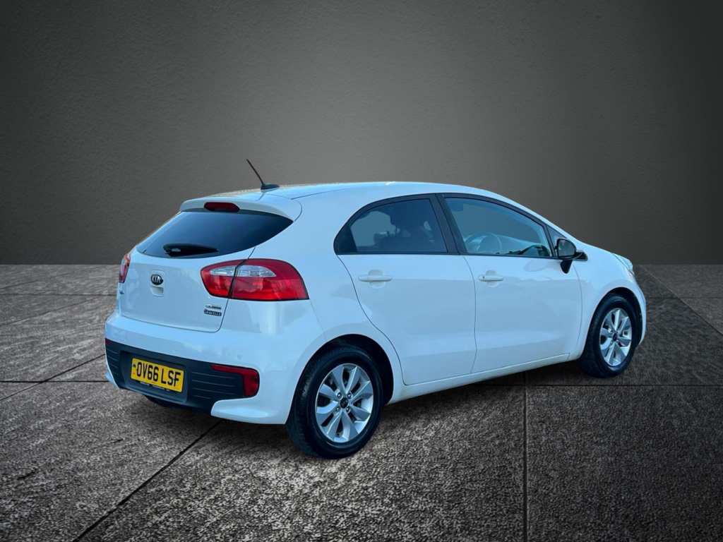 Kia Rio 1.1 2016