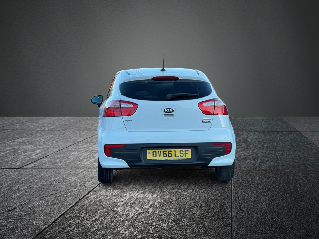 Kia Rio 1.1 2016