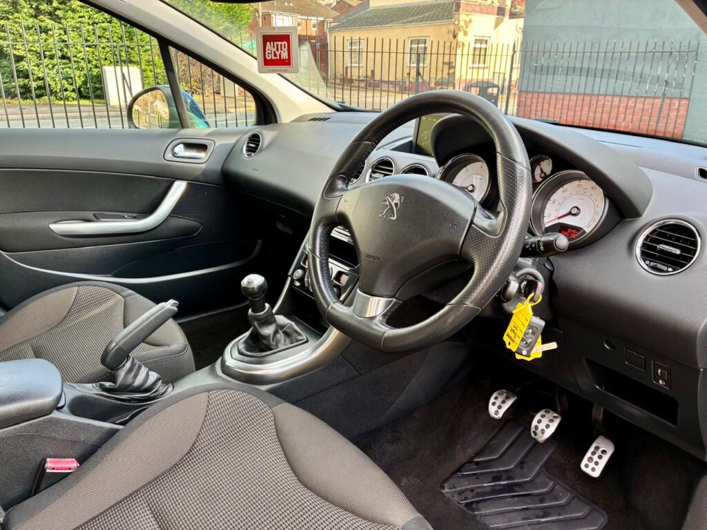 Peugeot 308 1.6 2013