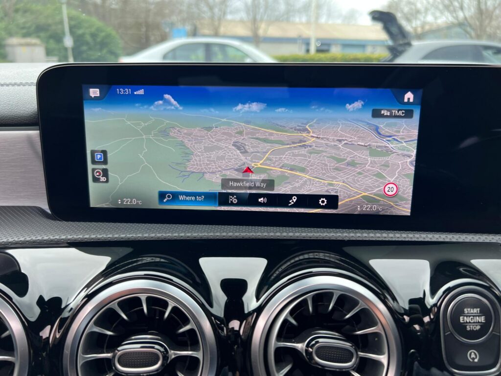 Mercedes-Benz CLA 2.0 2021