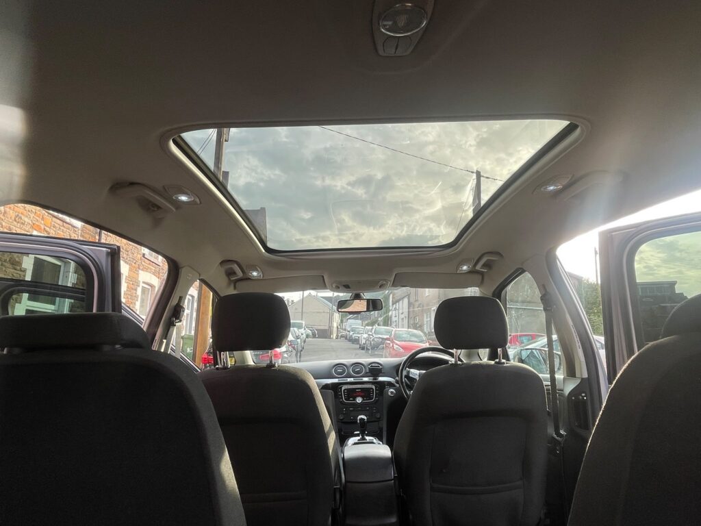Ford S-MAX 2.0 2011