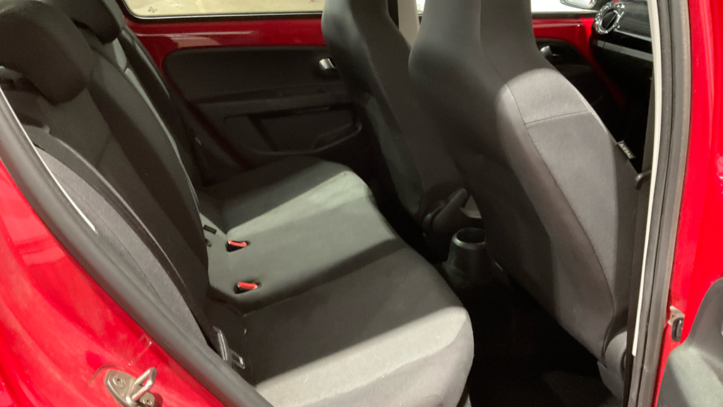 Volkswagen UP 1.0 2016