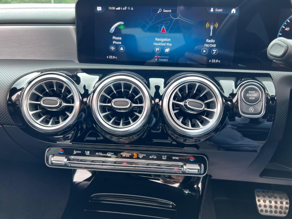 Mercedes-Benz CLA 2.0 2021