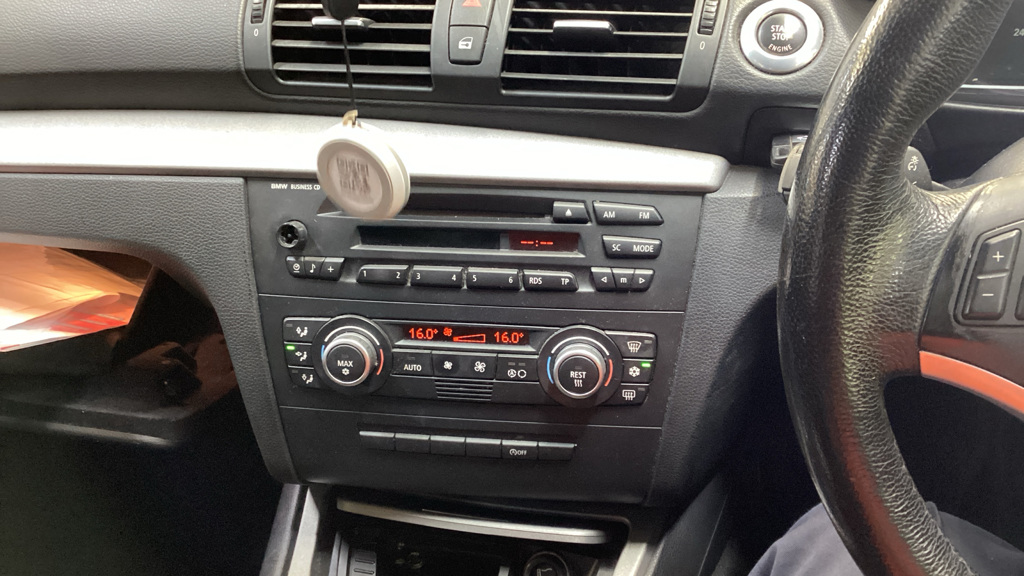 BMW 1 Series 2.0 2008