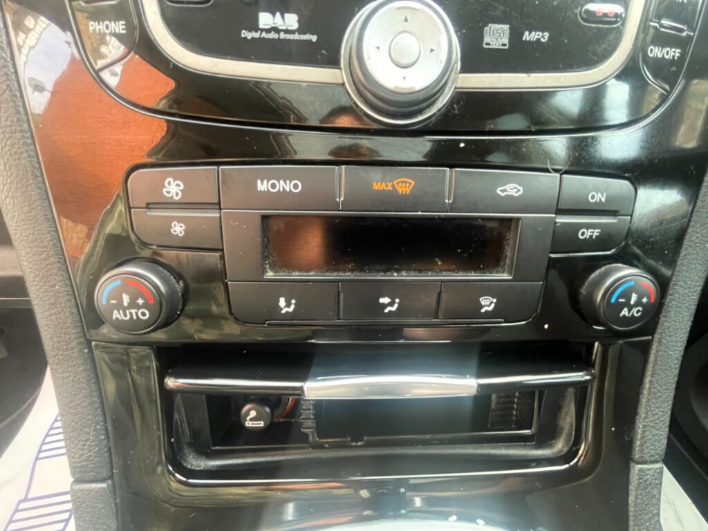 Ford S-MAX 2.0 2011